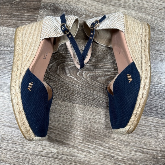 Viscata Espadrille 7.5 Navy/Tan Canvas Wedge Ankle Strap Closed Toe Nautical - Picture 4 of 9